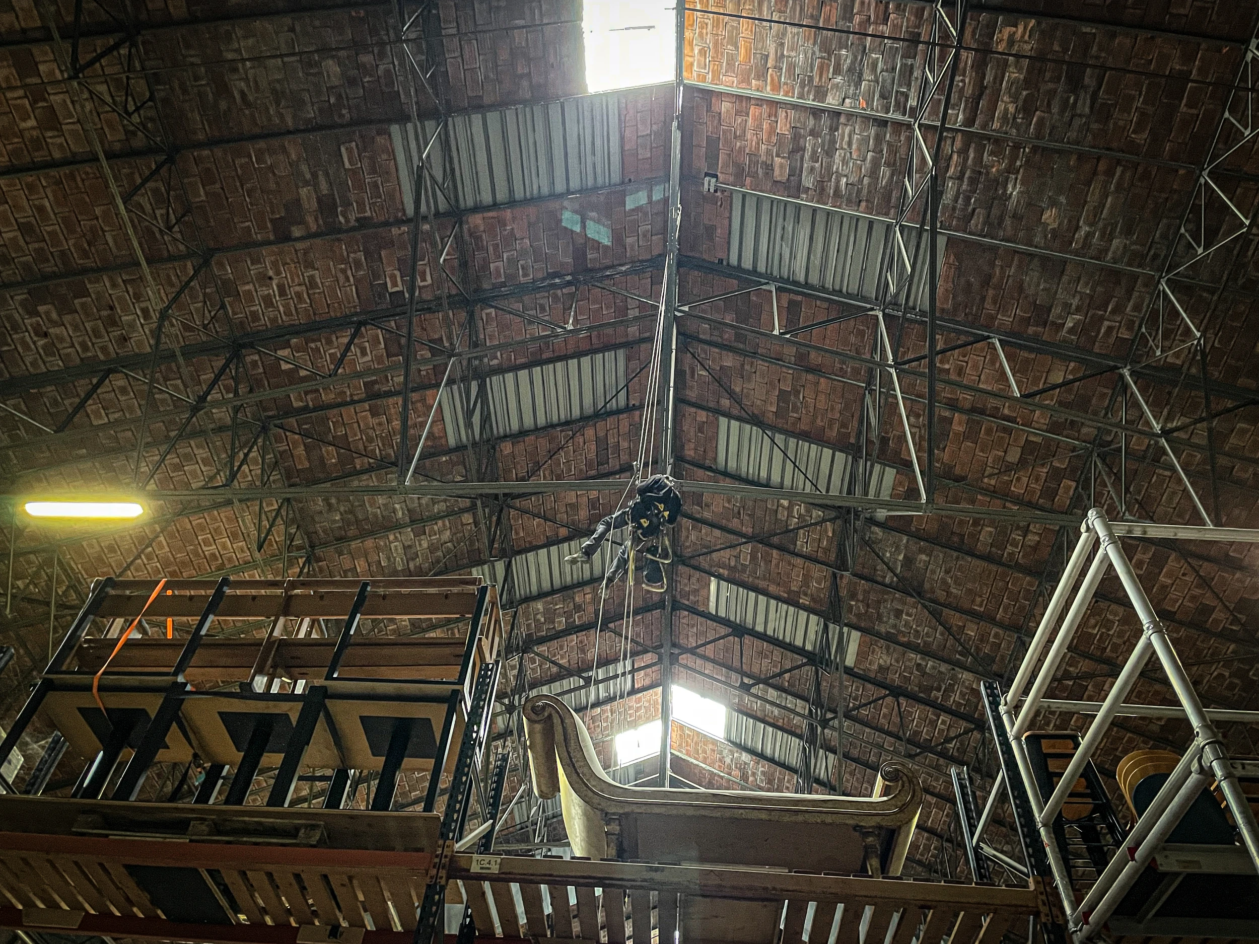 Intervention de cordistes MS Access pour sécuriser la maintenance des toitures chez ALLIANCE IMMOBILIERE à Bordeaux (bâtiment) – 3